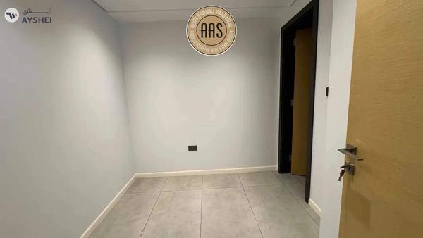 3bhk panthouse close to metro fully furnished rent only 240k