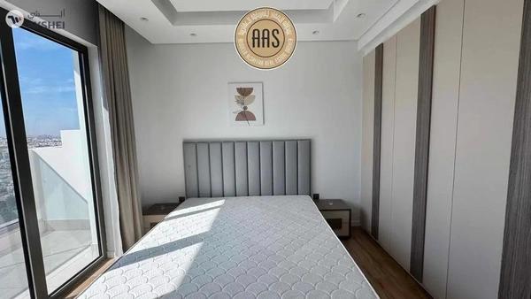 3bhk panthouse close to metro fully furnished rent only 240k