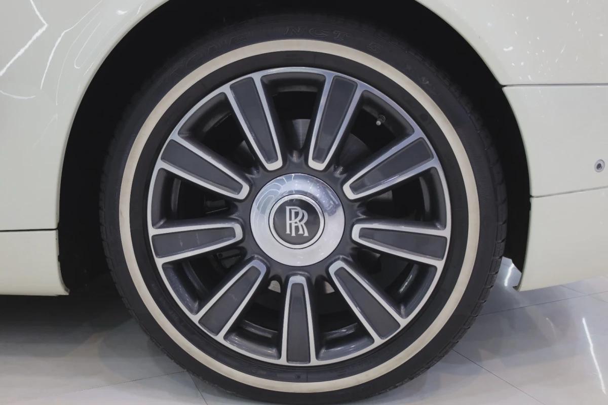 Rolls-Royce Phantom Drophead One of One-1-1