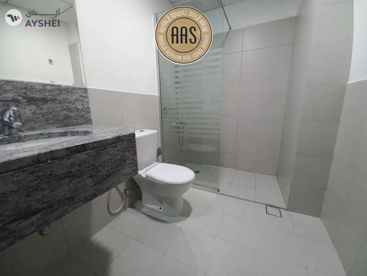 Chiller free luxurious huge 3bhk with all facilities-10-10