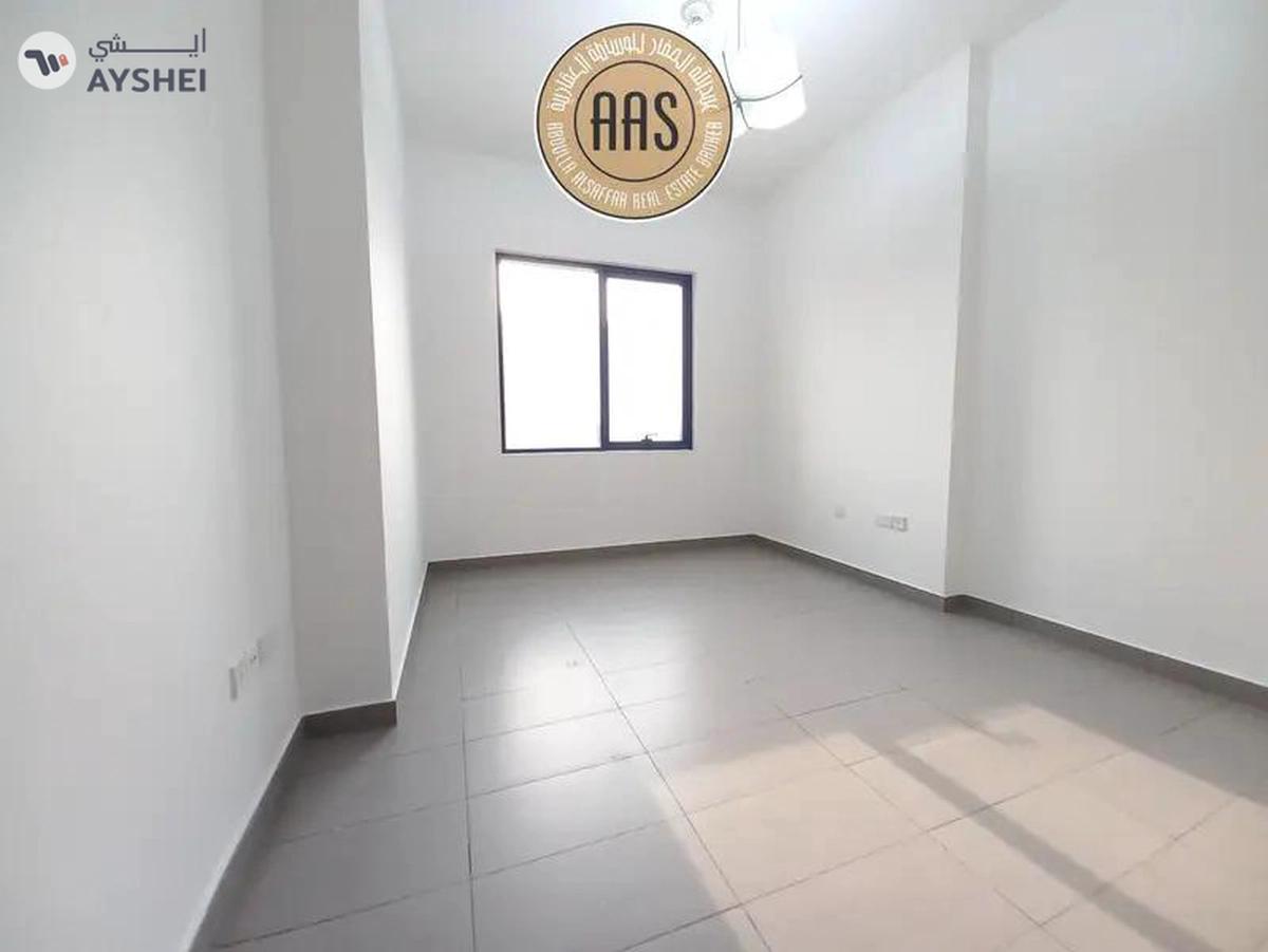 Chiller free luxurious huge 3bhk with all facilities-3-3