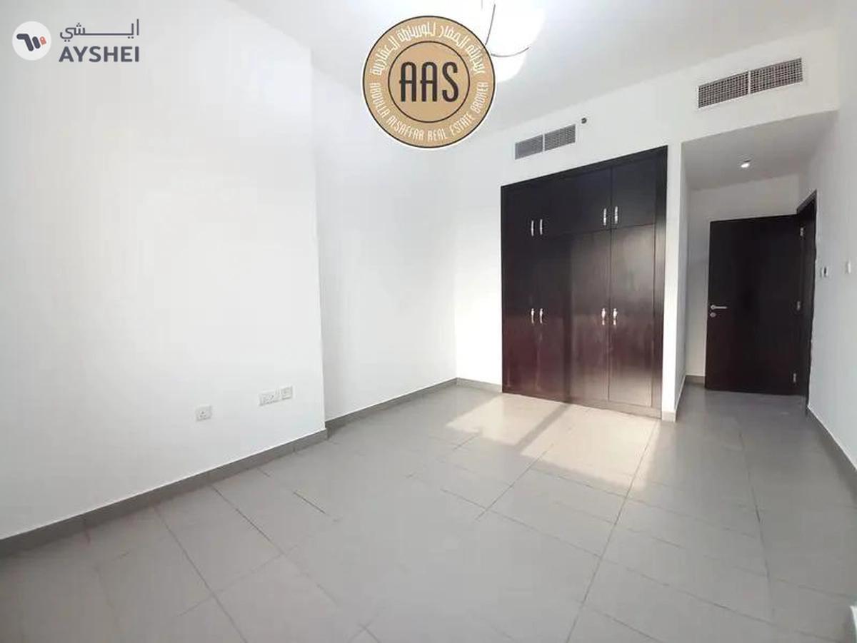 Chiller free luxurious huge 3bhk with all facilities-6-6