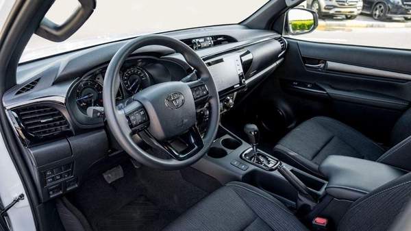 Toyota Hilux TOYOTA HILUX DC ADVENTURE 2.8D AT 4X4 MY2025