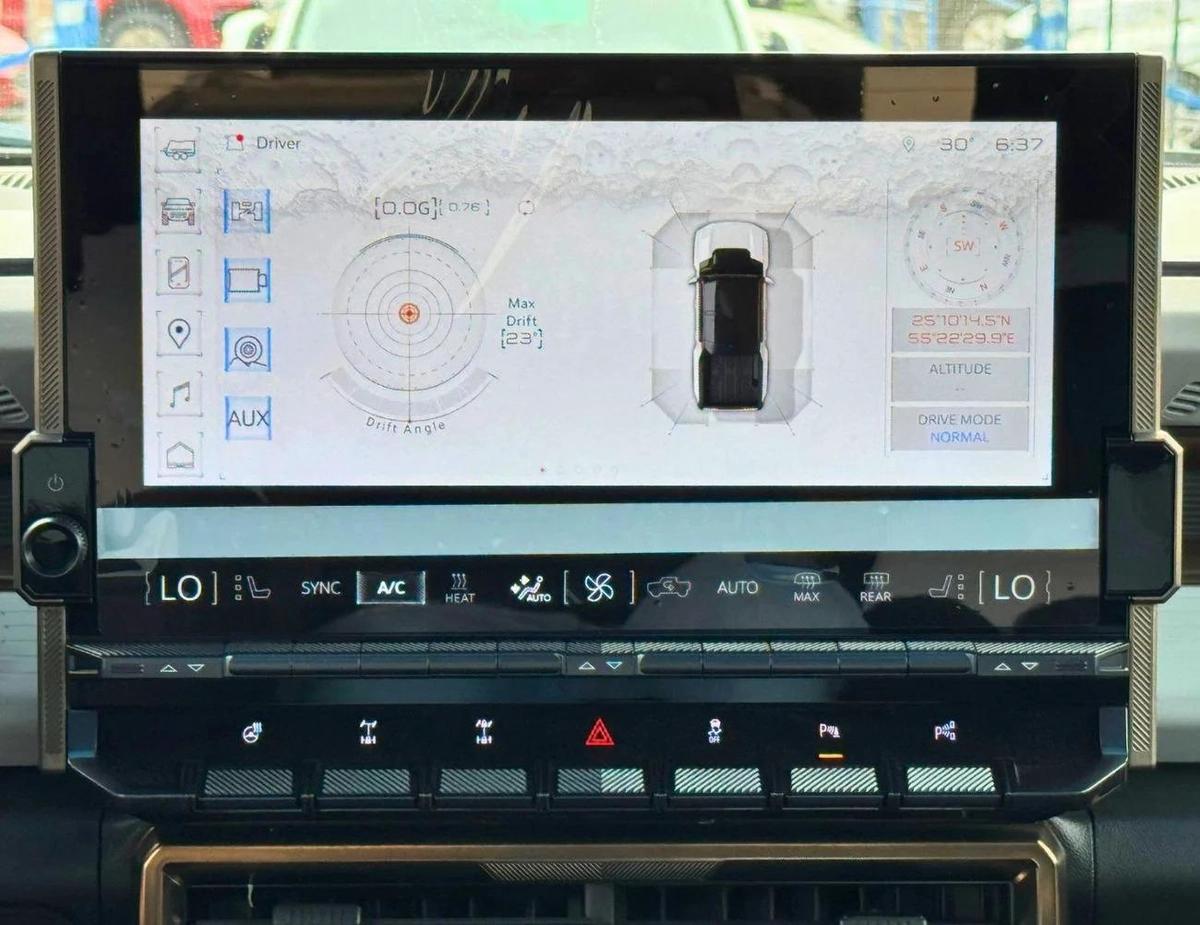 GMC Hummer EV PICKUP / 1.5L ELECTRIC / 360* CAMERA / PANORAMIC ROOF (CODE # 69056)-1-1