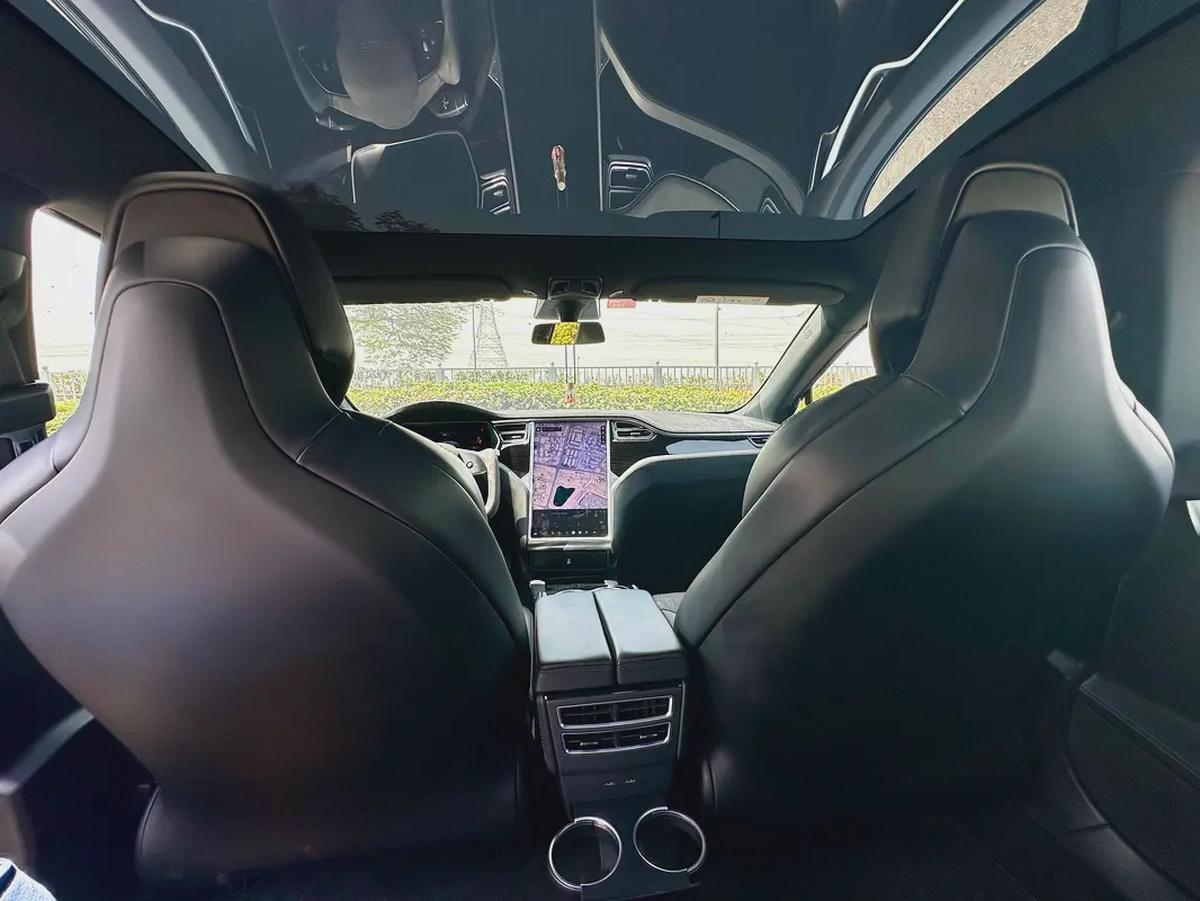 2017 Tesla Model S 90D - GCC Specs-9-9