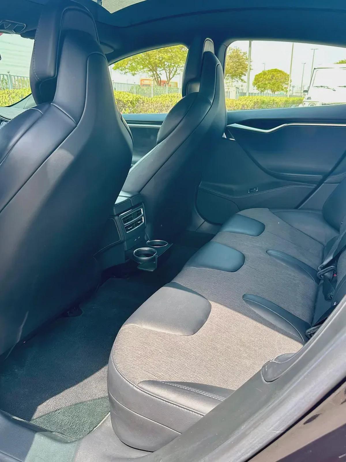 2017 Tesla Model S 90D - GCC Specs-12-12