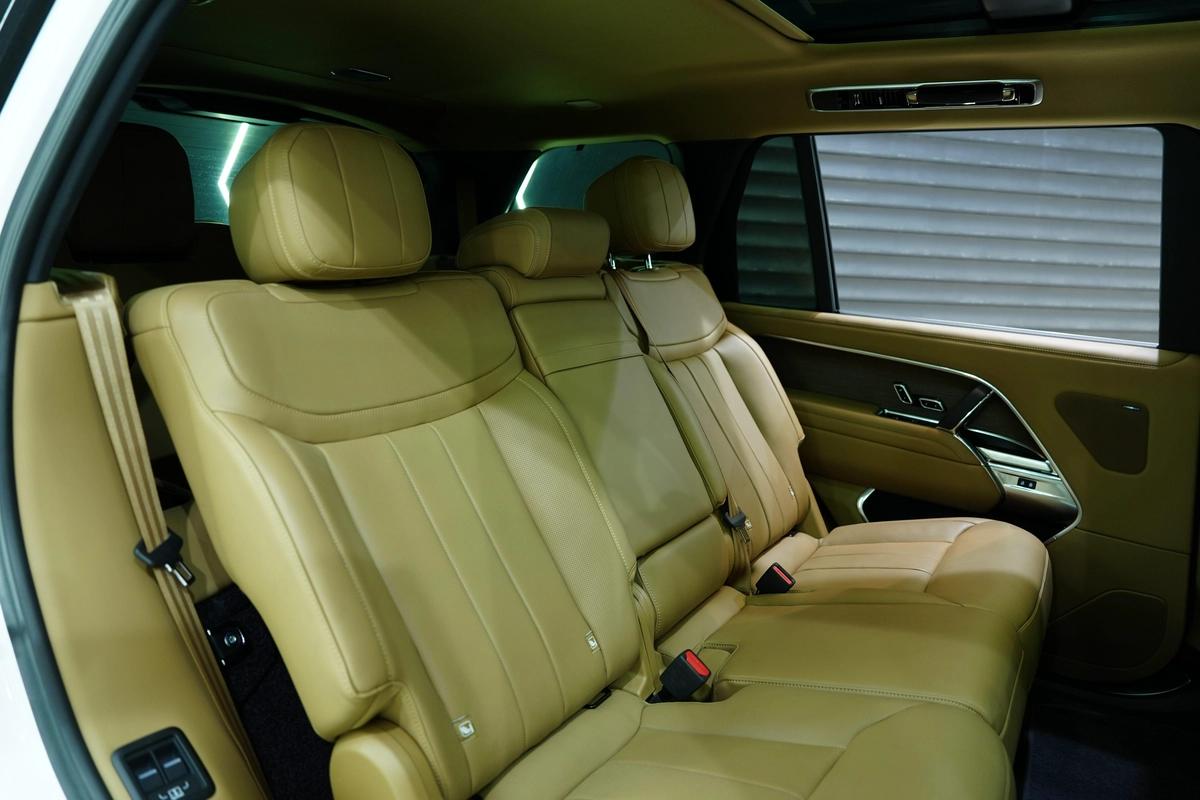 Land Rover Range Rover Vogue P400 SE LWB 2025-9-9