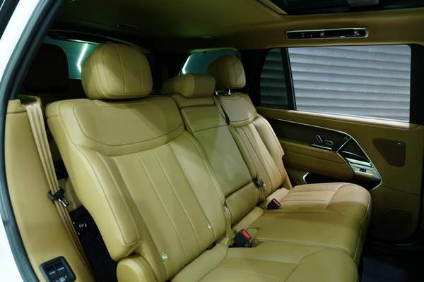 Land Rover Range Rover Vogue P400 SE LWB 2025