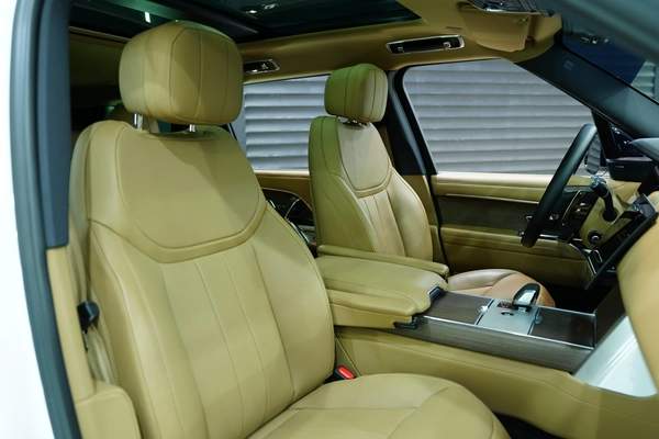 Land Rover Range Rover Vogue P400 SE LWB 2025