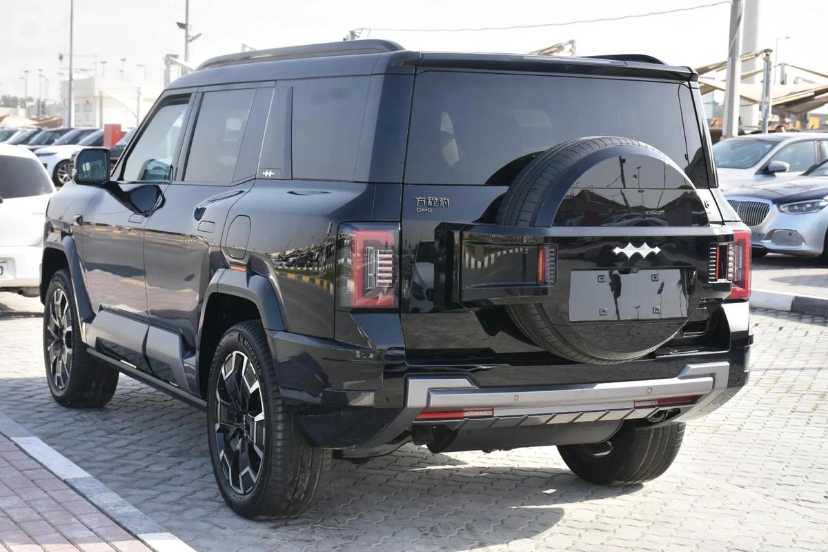 BYD LEOPARD 8 FLAGSHIP SIX SEATS 2025 | BLACK-16-16