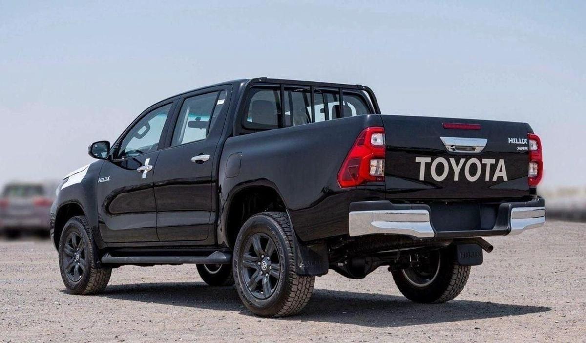 Toyota Hilux TOYOTA HILUX 2.4 diesel Automatic full options-4-4