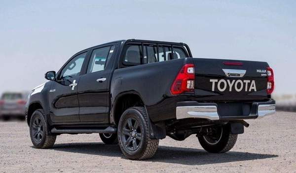 Toyota Hilux TOYOTA HILUX 2.4 diesel Automatic full options