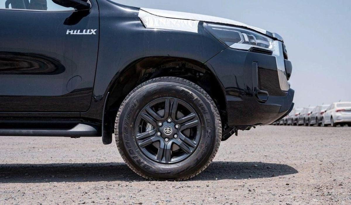 Toyota Hilux TOYOTA HILUX 2.4 diesel Automatic full options-10-10