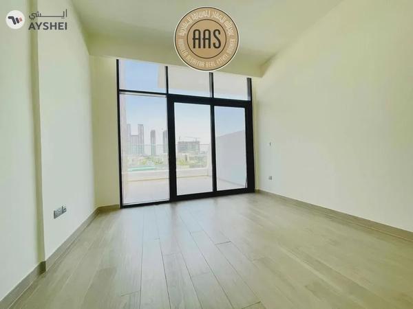 Huge Terrace | Amazing View | Chiller Free | 4chqs |