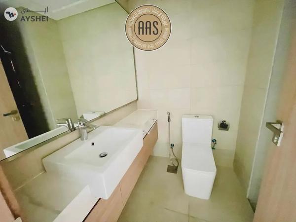 Huge Terrace | Amazing View | Chiller Free | 4chqs |