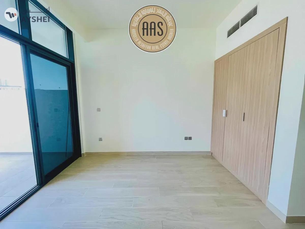 Huge Terrace | Amazing View | Chiller Free | 4chqs |-8-8