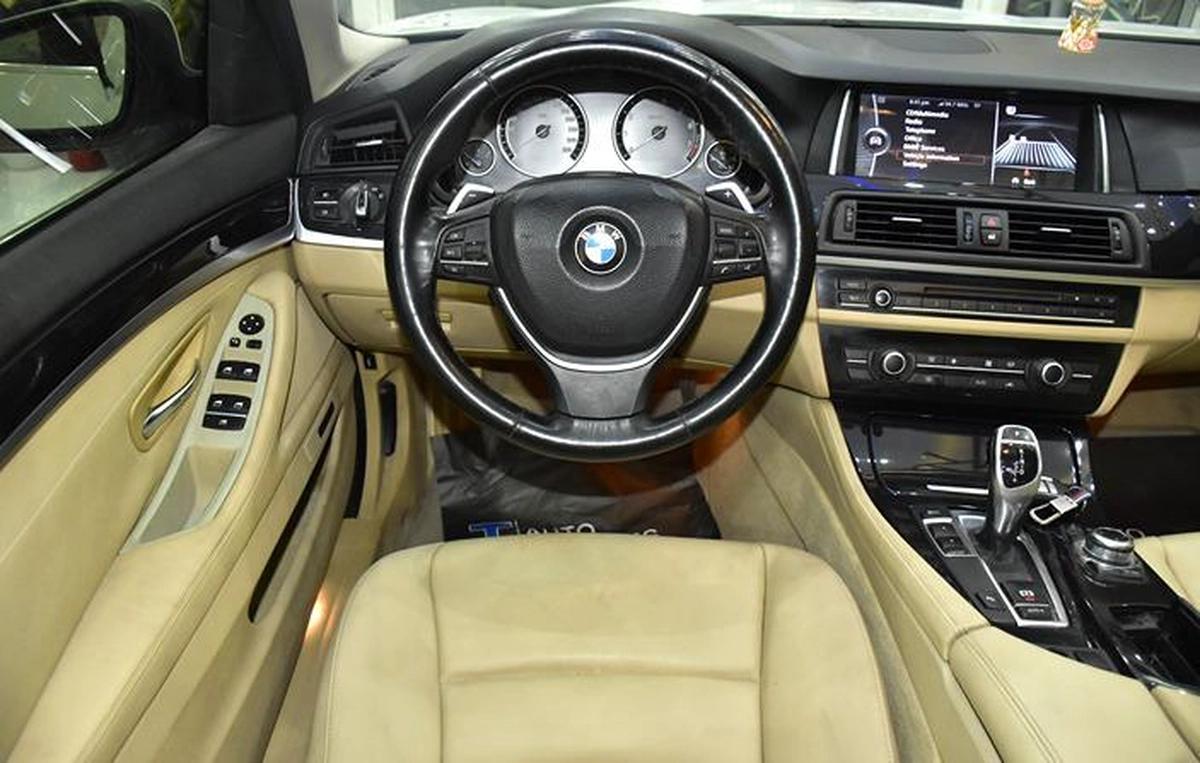 BMW 520i ( 2012 Model ) in White Color GCC Specs-5-5