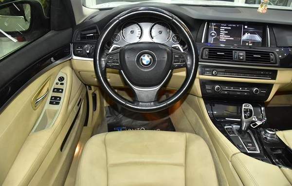 BMW 520i ( 2012 Model ) in White Color GCC Specs