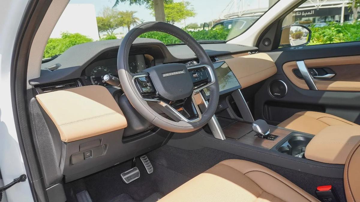 LAND ROVER DISCOVERY SPORT SE P250 DYNAMIC 2024!! FIVE YEARS WARRANTY!! THREE YEARS SERVICE CONTRACT-4-4