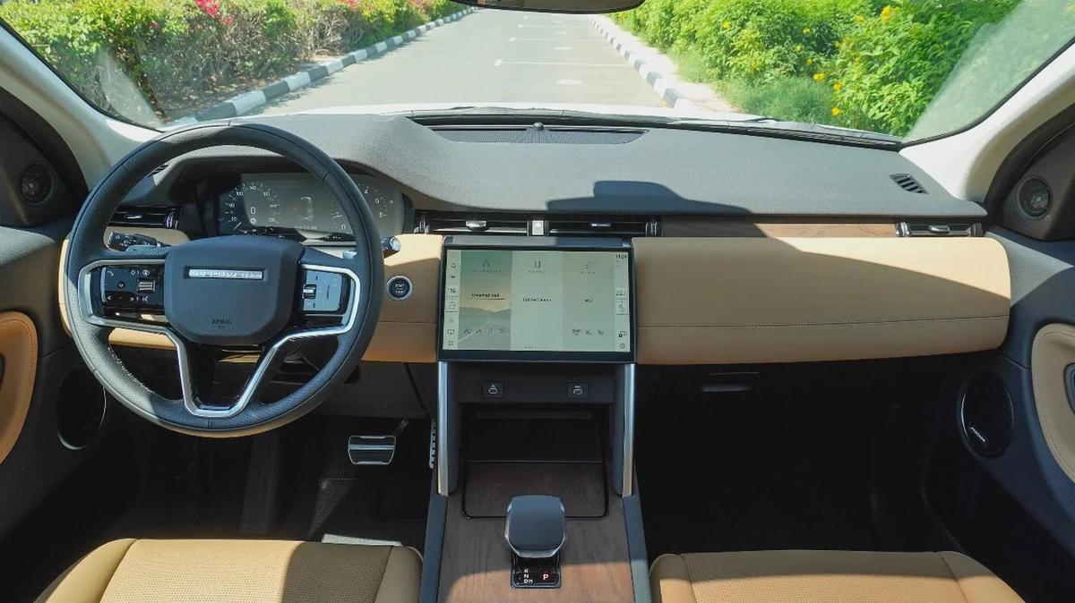 LAND ROVER DISCOVERY SPORT SE P250 DYNAMIC 2024!! FIVE YEARS WARRANTY!! THREE YEARS SERVICE CONTRACT-5-5