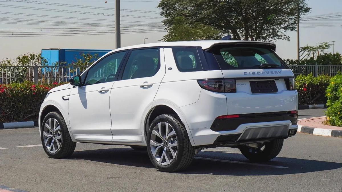 LAND ROVER DISCOVERY SPORT SE P250 DYNAMIC 2024!! FIVE YEARS WARRANTY!! THREE YEARS SERVICE CONTRACT-16-16