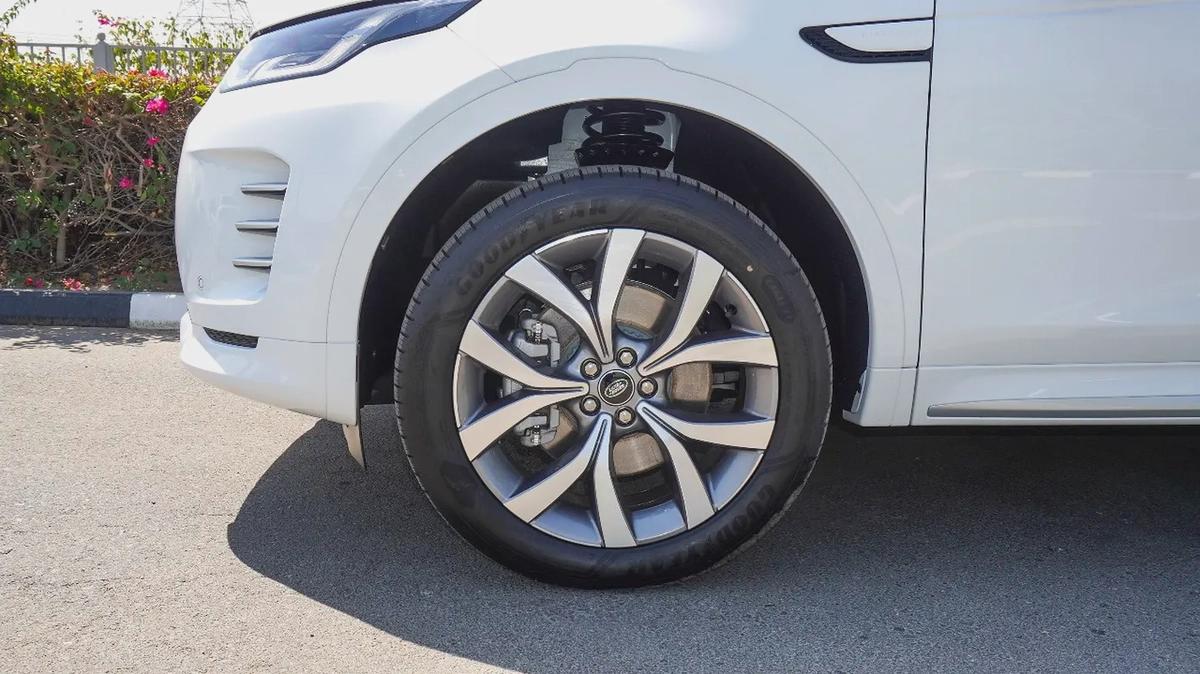 LAND ROVER DISCOVERY SPORT SE P250 DYNAMIC 2024!! FIVE YEARS WARRANTY!! THREE YEARS SERVICE CONTRACT-19-19