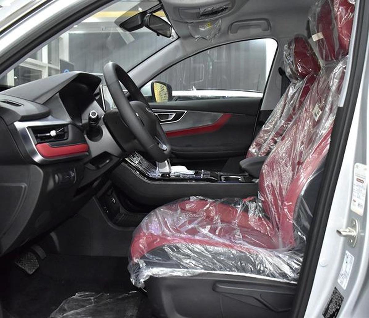 Chery Tiggo 7 ( 2026 Model ) in Silver Color GCC Specs-5-5