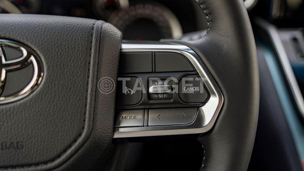 Toyota Land Cruiser GXR3 3.3L-6-6