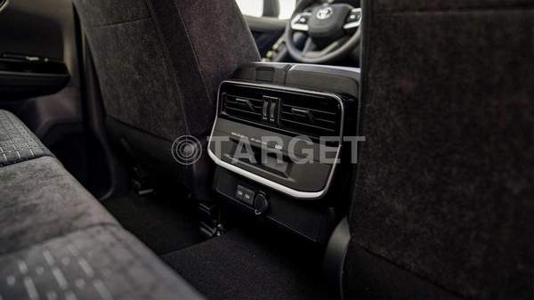 Toyota Land Cruiser GXR3 3.3L