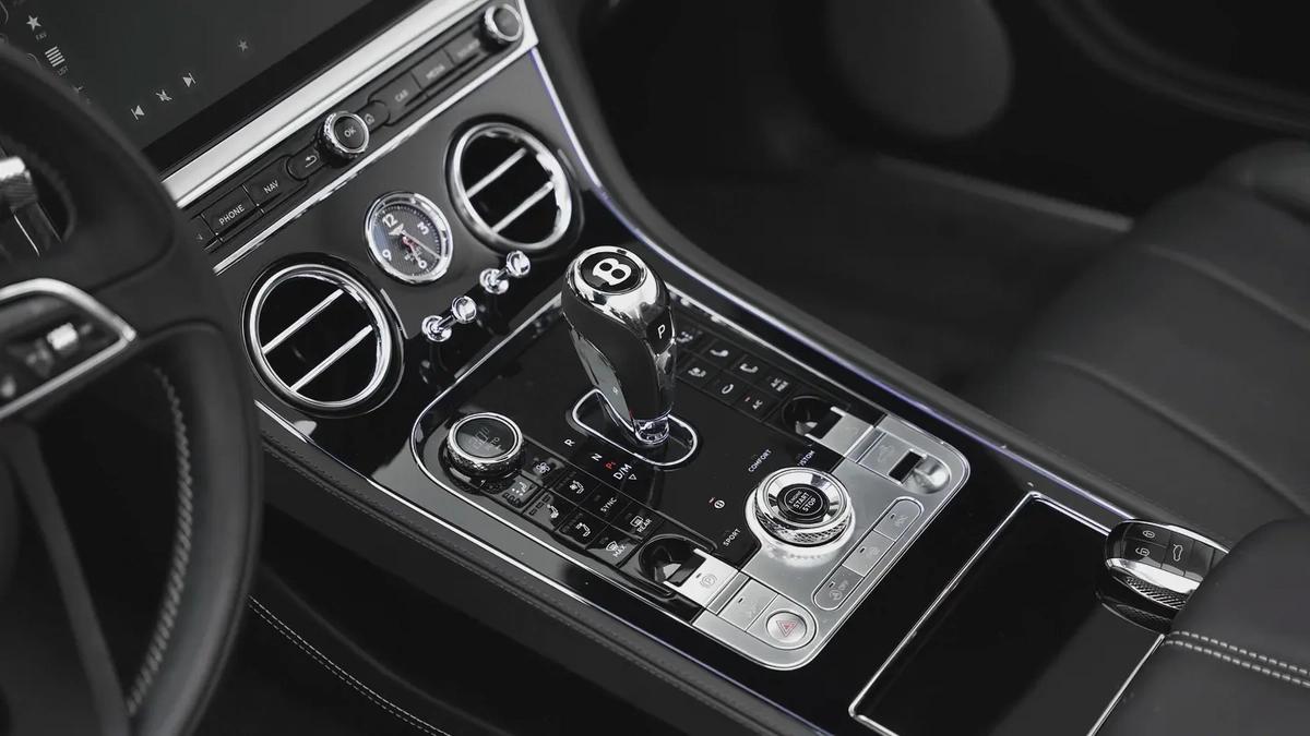 2020 BENTLEY CONTINENTAL GTC V8-11-11