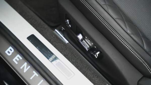 2020 BENTLEY CONTINENTAL GTC V8