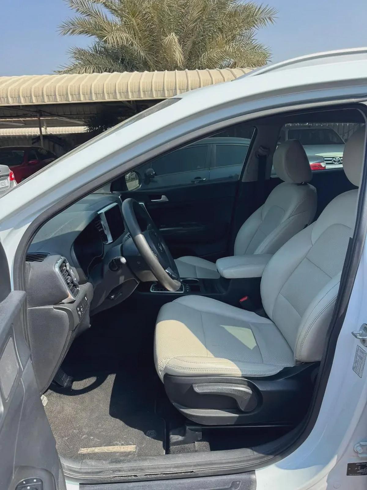 KIA SPORTAGE-5-5
