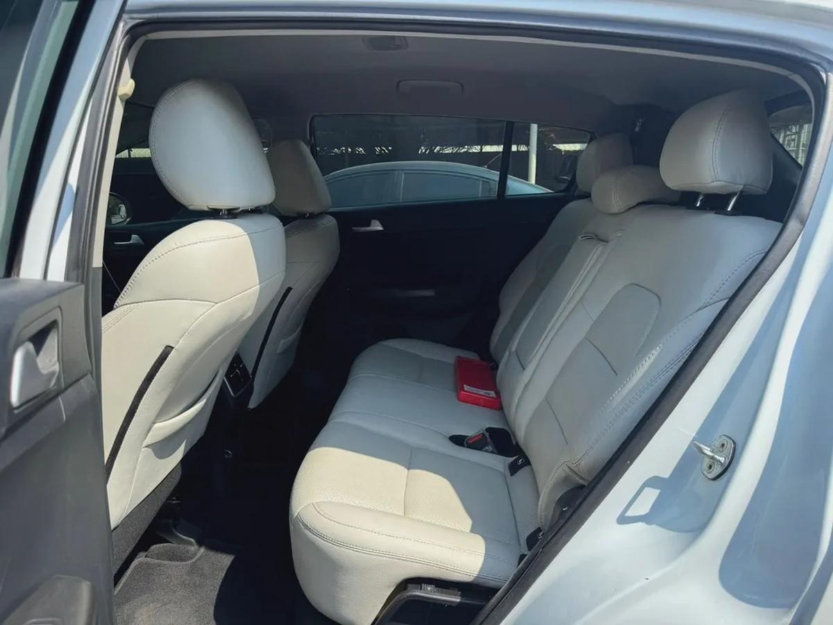 KIA SPORTAGE-12-12