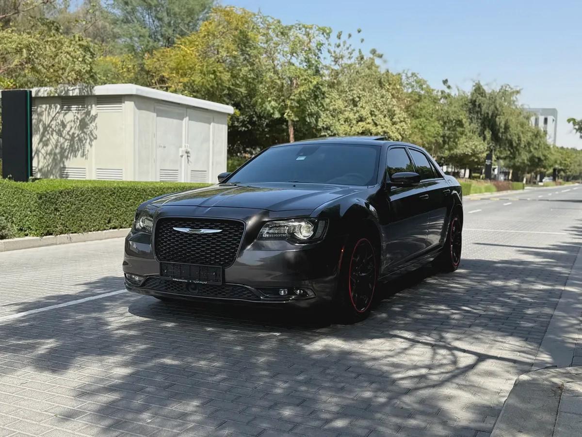2023 Chrysler 300C Limited - GCC Specs-0-0