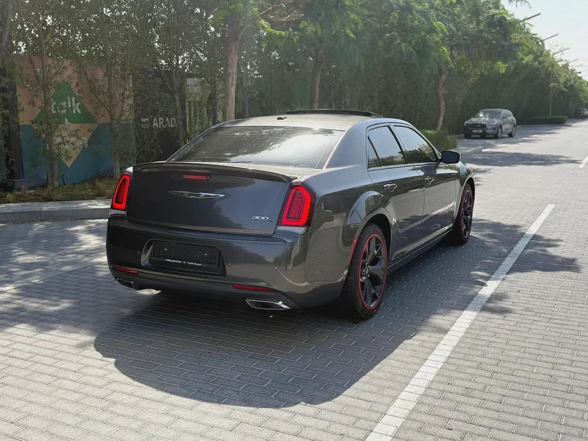 2023 Chrysler 300C Limited - GCC Specs-4-4