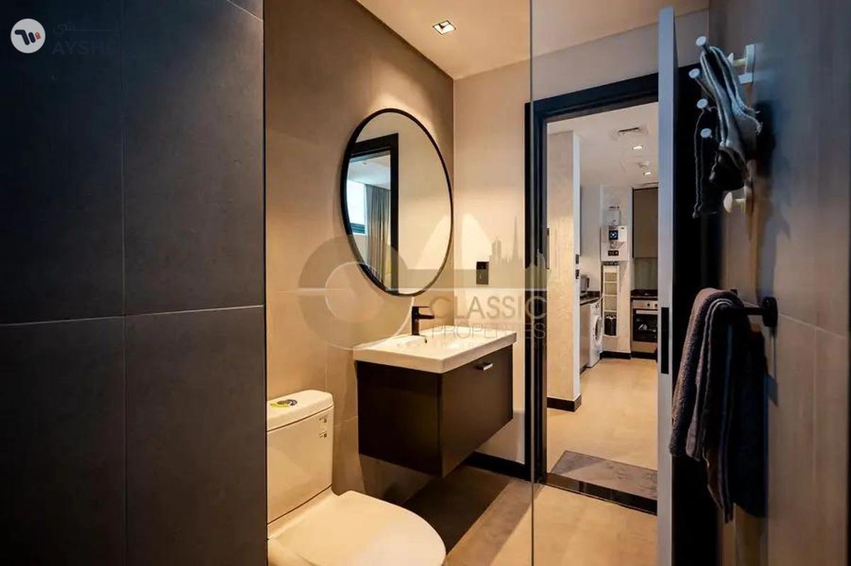 Furnished | Canal Views | Vacant | Prime Location-10-10