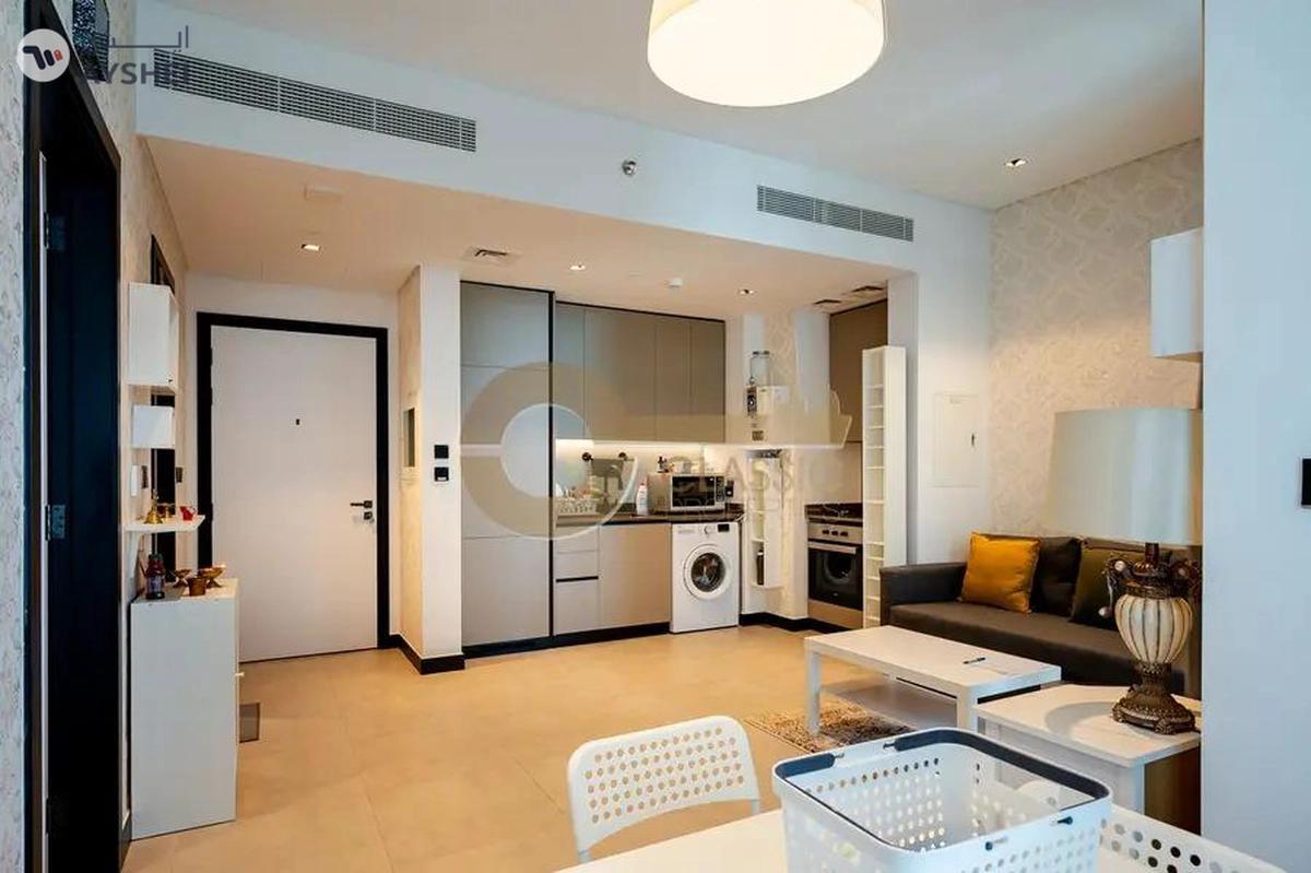 Furnished | Canal Views | Vacant | Prime Location-3-3