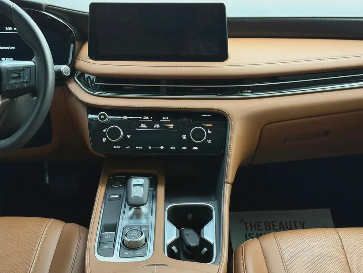 2024 Infiniti QX60 Sensory - GCC Specs-10-10