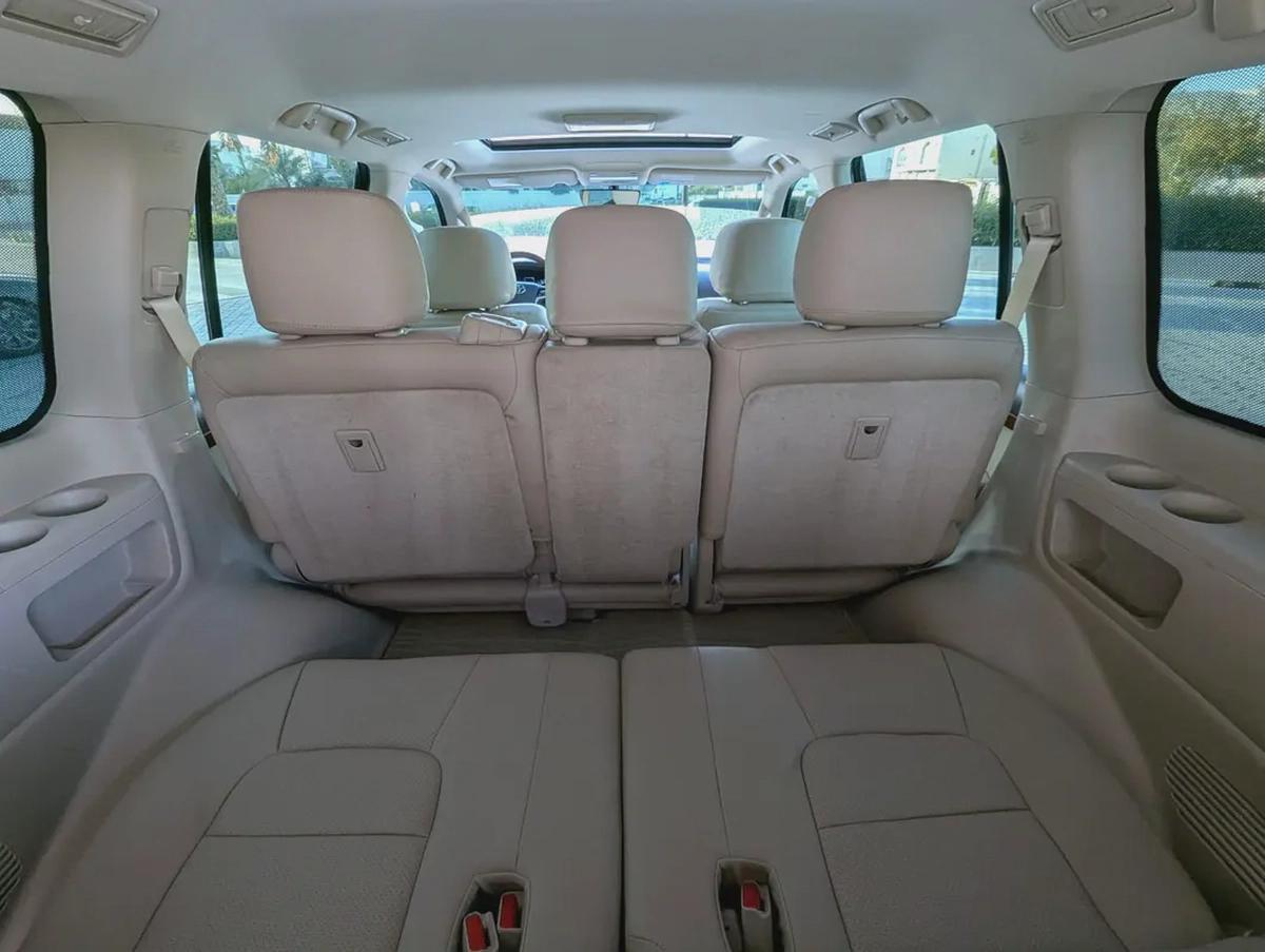TOYOTA LAND CRUISER 2018 GXR TOP V8 5.7L GCC IN EXCELLENT CONDITION-9-9