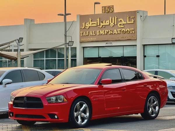 دودچ تشارچر RT V8 5.7L HEMI موديل 2014 خليجى فل اوبشن بحاله ممتازه
