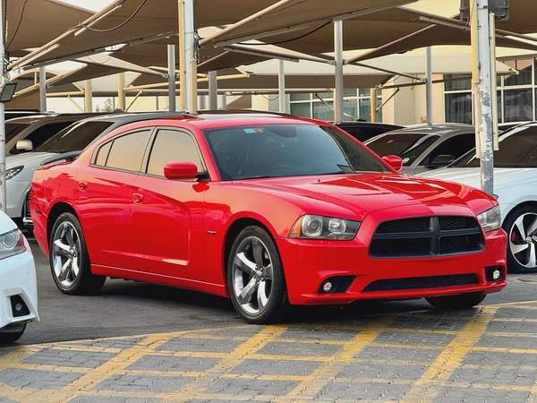 دودچ تشارچر RT V8 5.7L HEMI موديل 2014 خليجى فل اوبشن بحاله ممتازه