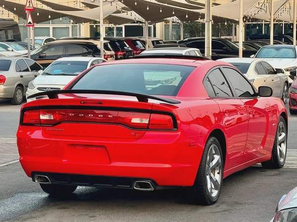 دودچ تشارچر RT V8 5.7L HEMI موديل 2014 خليجى فل اوبشن بحاله ممتازه