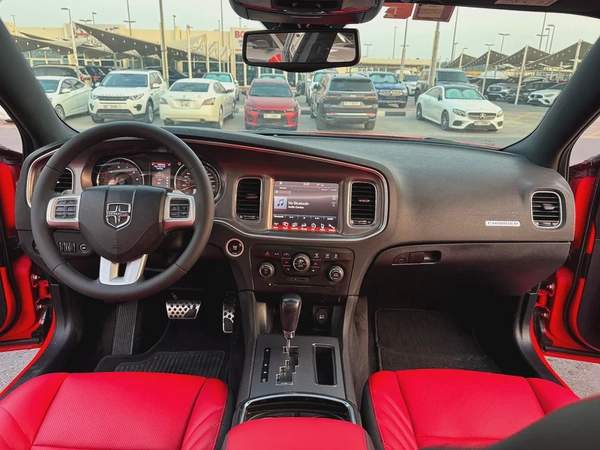 دودچ تشارچر RT V8 5.7L HEMI موديل 2014 خليجى فل اوبشن بحاله ممتازه