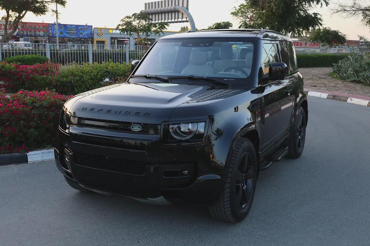 LAND ROVER DEFENDER 90 HSE ( P400 ) - GCC SPECS - ACCIDENT FREE - FULL SERVICE HISTORY --2-2