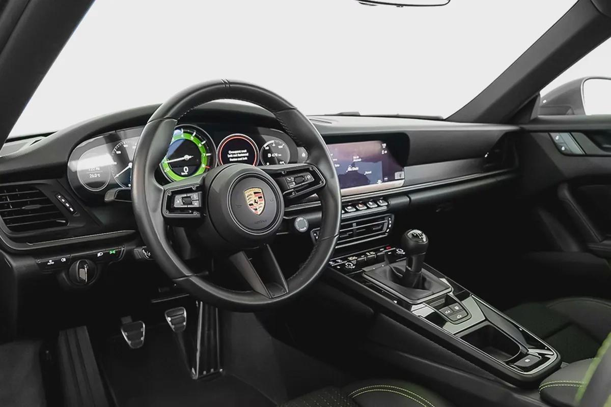 10,490 AED / 60 months | 0% DP | 2023 Porsche 911 Carrera T / 6 Speed Manual / Porsche Warranty / Fu-6-6