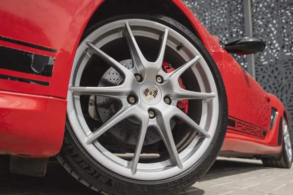 Porsche Cayman R 2012