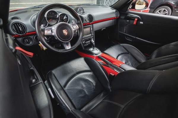 Porsche Cayman R 2012