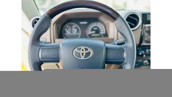 Toyota Land Cruiser 70 Toyota Land cruiser LC71 MT MY2022-White70 universally