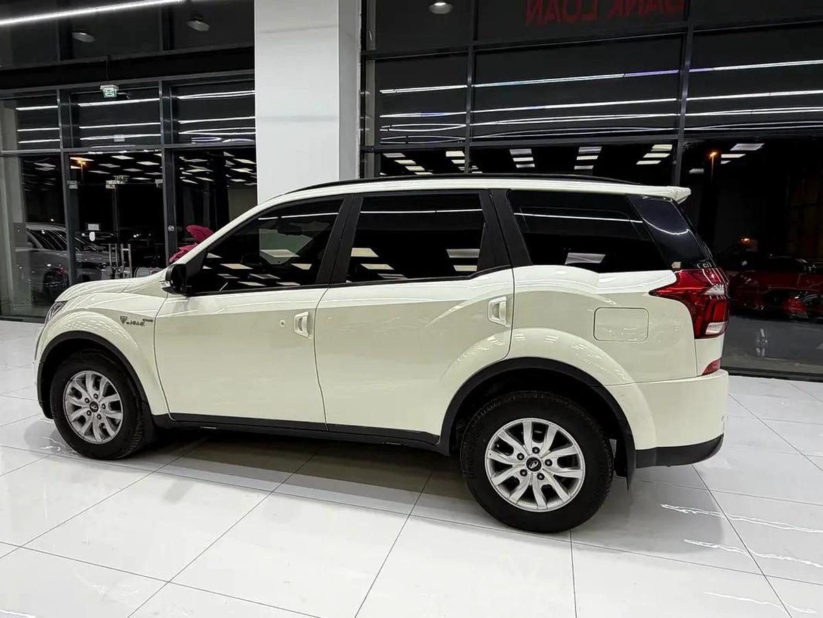 2022 Mahindra XUV 500 - GCC Specs - Excellent Condition-2-2