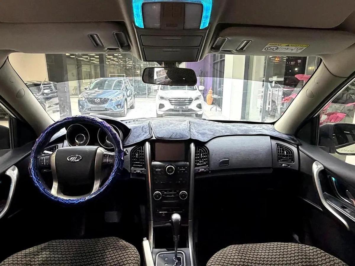 2022 Mahindra XUV 500 - GCC Specs - Excellent Condition-4-4